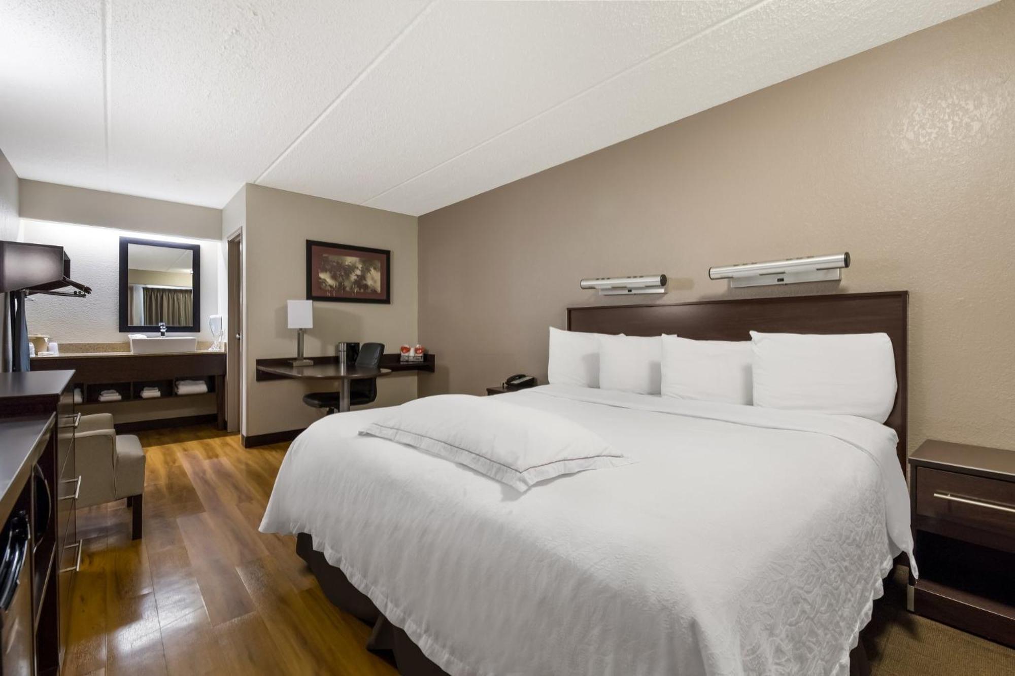 Red Roof Inn Plus+ Nashville Airport Eksteriør billede